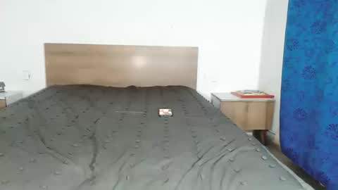 Pamela Ston online show from 10/15/25, 02:33