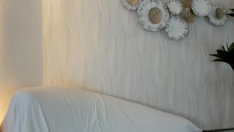 Snapshot of pinkmoon30 chatting on 02/09/26, 11:36 pinkmoon30 online show from 02/09/26, 11:36