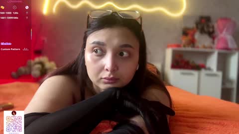  HERES ALICE  WELCOME EVERYONE LOVENSE DOMI REACT TO YOUR TIPS LETS MAKE A GREAT SHOW TOGETHER  online show from 10/22/25, 06:02