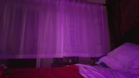 Snapshot of pinkpillbambi chatting on 12/17/25, 01:11 pinkpillbambi online show from 12/17/25, 01:11