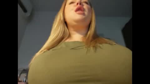 Samantha  online show from 11/21/25, 08:46