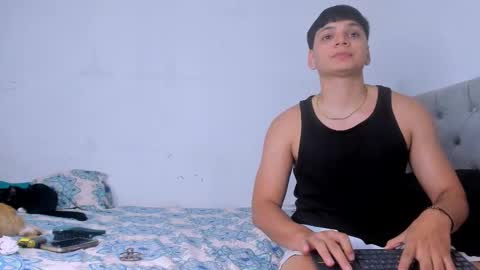 Snapshot of pinksmile_1 chatting on 09/30/25, 10:59 pinksmile_1 online show from 09/30/25, 10:59