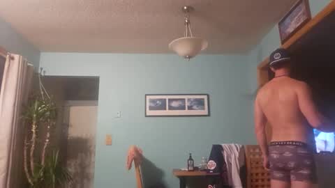 Snapshot of pinksnake651 chatting on 10/23/25, 08:35 pinksnake651 online show from 10/23/25, 08:35