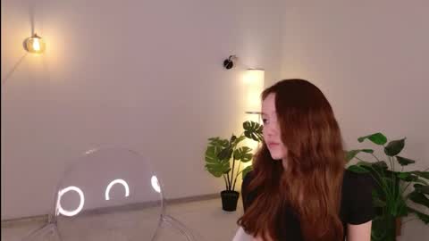 Li long hair and Rude short hair online show from 04/09/26, 05:51