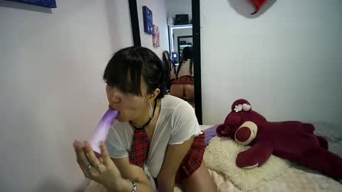 Snapshot of pinkvixen69 chatting on 04/26/26, 02:59 pinkvixen69 online show from 04/26/26, 02:59