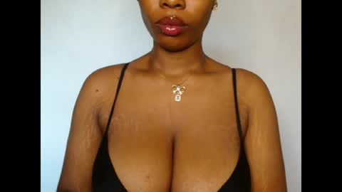 Snapshot of pinkxsugar chatting on 05/05/26, 09:06 pinkxsugar online show from 05/05/26, 09:06