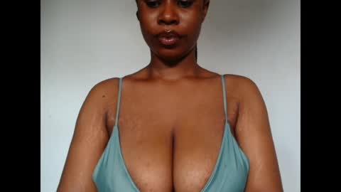Snapshot of pinkxsugar chatting on 05/28/26, 10:23 pinkxsugar online show from 05/28/26, 10:23