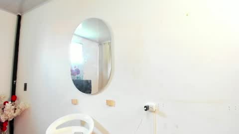 Snapshot of pinky_f00x chatting on 06/22/26, 07:22 pinky_f00x online show from 06/22/26, 07:22