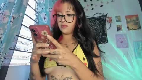 Snapshot of pinky_promiseex chatting on 06/26/26, 10:58 pinky_promiseex online show from 06/26/26, 10:58