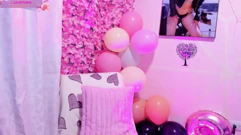 Pinky Purr online show from 10/08/25, 11:41