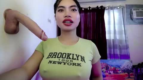 Snapshot of pinky_pussybobby69 chatting on 06/16/26, 04:04 Tina online show from 06/16/26, 04:04