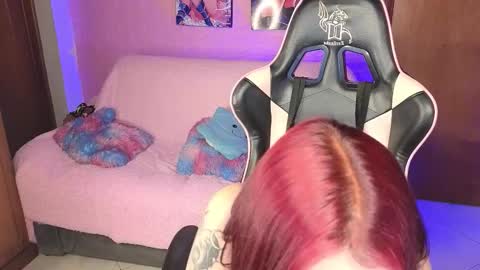 pinkygirl20 online show from 03/07/26, 05:37