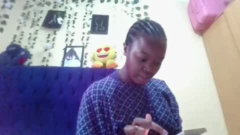 Snapshot of pinkysmiles chatting on 11/01/25, 09:33 Pinky online show from 11/01/25, 09:33