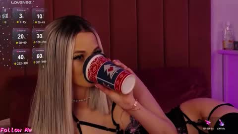 Pinky online show from 03/19/26, 07:29