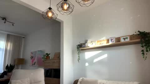 pino151177 online show from 04/22/26, 04:41