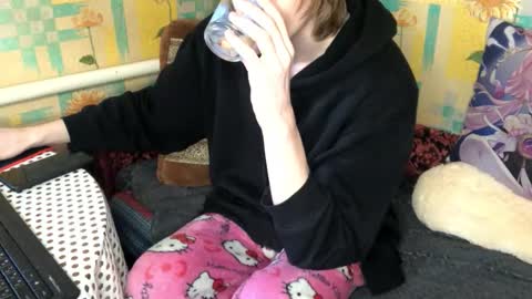 Snapshot of pinochetti chatting on 01/17/26, 10:31 Incubus online show from 01/17/26, 10:31