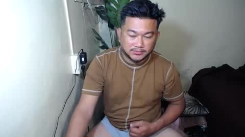 pinoy041087 online show from 10/15/25, 12:22
