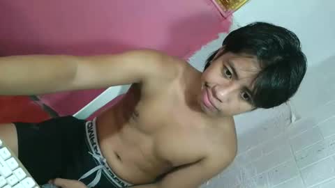 Snapshot of pinoy_fuckboyxxx chatting on 06/03/26, 09:23 pinoy_fuckboyxxx online show from 06/03/26, 09:23