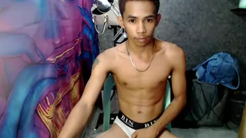 Snapshot of pinoy_oyd69 chatting on 07/24/26, 04:16 pinoy_oyd69 online show from 07/24/26, 04:16