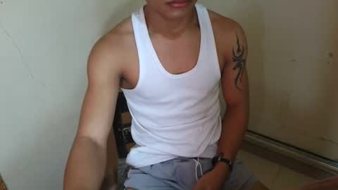 pinoy_palautogxxx online show from 12/16/25, 04:23
