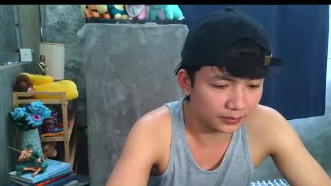 alex online show from 02/11/26, 07:02