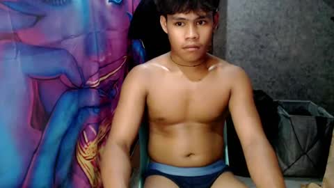 Snapshot of pinoy_shyboy69 chatting on 07/22/26, 05:38 pinoy_shyboy69 online show from 07/22/26, 05:38