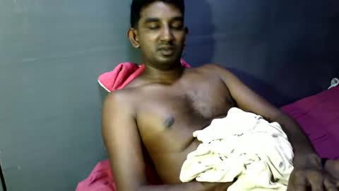 rayvienn online show from 05/11/26, 03:51