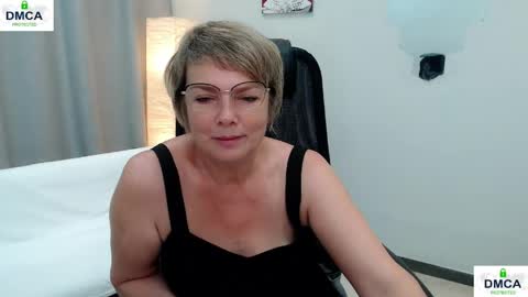 Snapshot of pion_s chatting on 05/20/26, 04:51 Bella online show from 05/20/26, 04:51