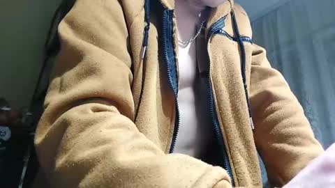 Snapshot of piotruspan94 chatting on 10/27/25, 01:09 piotruspan94 online show from 10/27/25, 01:09