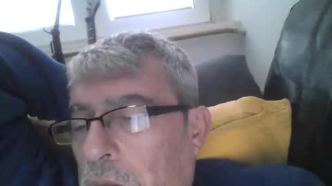 Snapshot of pipi2704 chatting on 01/01/25, 09:07 pipi2704 online show from 01/01/25, 09:07