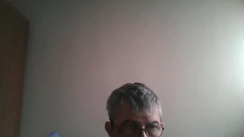 Snapshot of pipi2704 chatting on 01/18/25, 10:49 pipi2704 online show from 01/18/25, 10:49
