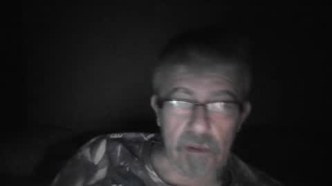 Snapshot of pipi2704 chatting on 02/02/25, 02:59 pipi2704 online show from 02/02/25, 02:59