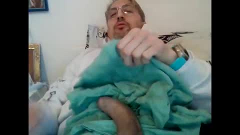 pippo82xxx online show from 12/23/24, 09:05