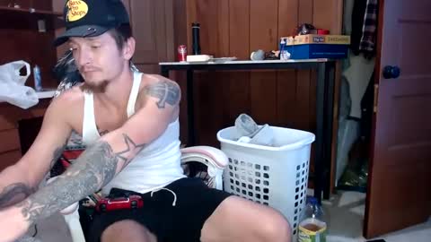 Snapshot of pippylongdickin chatting on 10/12/25, 05:23 pippylongdickin online show from 10/12/25, 05:23