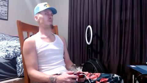 Snapshot of pippylongdickin chatting on 10/29/25, 11:17 pippylongdickin online show from 10/29/25, 11:17