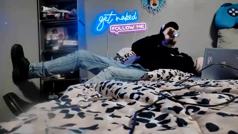 Snapshot of pippylongdickin chatting on 02/17/26, 05:41 pippylongdickin online show from 02/17/26, 05:41