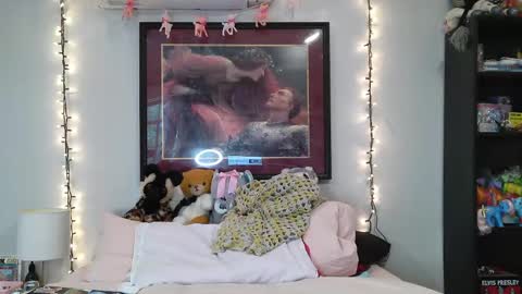 pirateprincessx online show from 04/14/26, 12:38