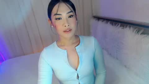 Ari online show from 10/20/25, 07:20