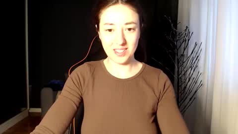 piscesgirl06 online show from 02/02/26, 05:39