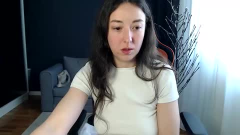 piscesgirl06 online show from 02/11/26, 06:18