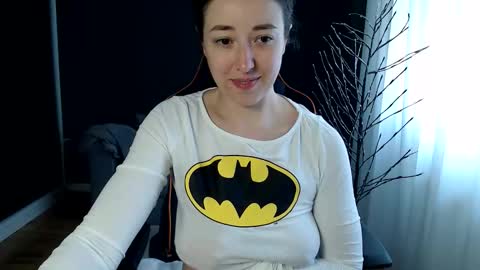 Snapshot of piscesgirl06 chatting on 05/12/26, 05:04 piscesgirl06 online show from 05/12/26, 05:04