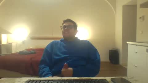 Pisellatore96 online show from 12/01/24, 05:02