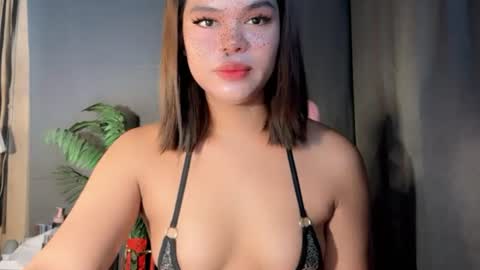 Snapshot of pititexxx69 chatting on 07/02/26, 12:43 sunshine online show from 07/02/26, 12:43