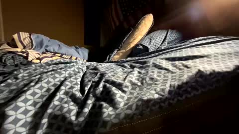 whom like be watching.i online show from 09/20/25, 07:15