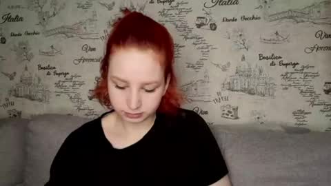 Caroline online show from 04/23/26, 04:14