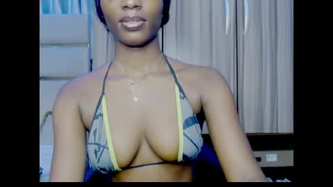 Ella online show from 06/23/26, 06:22