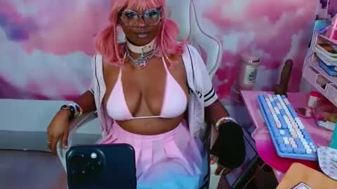 Thekawaiidomme online show from 01/17/25, 02:28