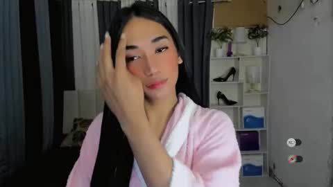 pixiedoll_ online show from 02/11/26, 06:57