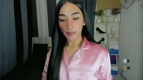 pixiedoll_ online show from 02/21/26, 04:35