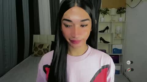 pixiedoll_ online show from 02/24/26, 06:11